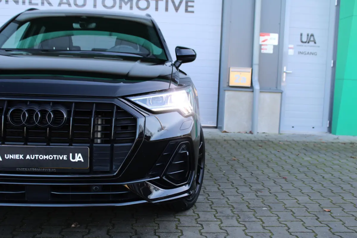 45 TFSI e S EDITION | S- LINE | PANO | CAMERA | LED-MATRIX | TREKHAAK | 20" | SFEERVERLICHTING | AUDI BLACK OPTIK