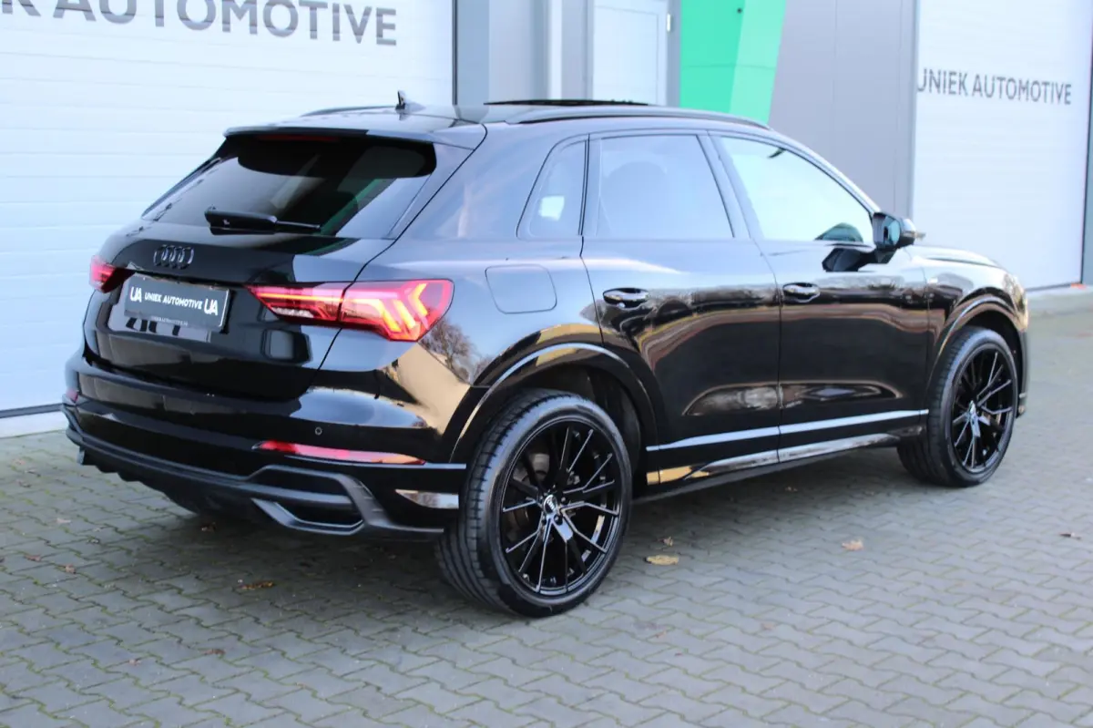 45 TFSI e S EDITION | S- LINE | PANO | CAMERA | LED-MATRIX | TREKHAAK | 20" | SFEERVERLICHTING | AUDI BLACK OPTIK