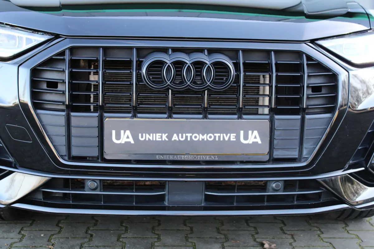 45 TFSI e S EDITION | S- LINE | PANO | CAMERA | LED-MATRIX | TREKHAAK | 20" | SFEERVERLICHTING | AUDI BLACK OPTIK
