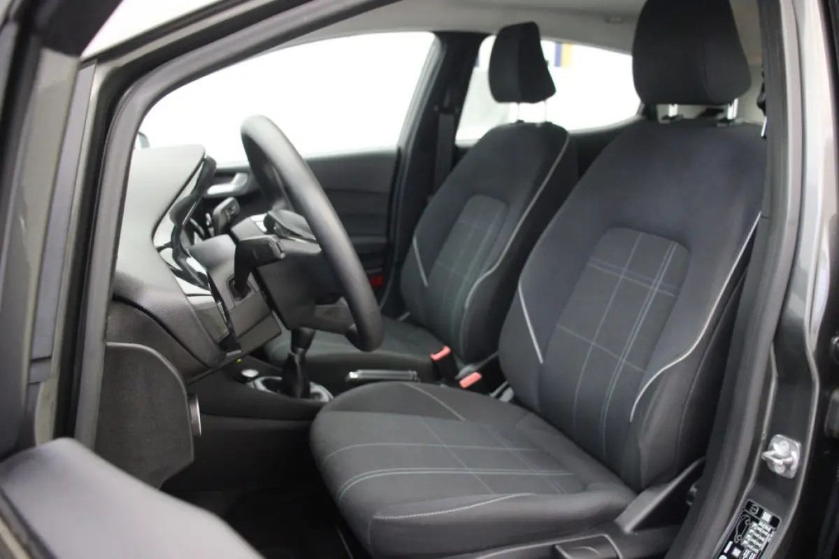1.1 Edition - Carplay, Navi, Cruise, Lichtmetalen Velgen