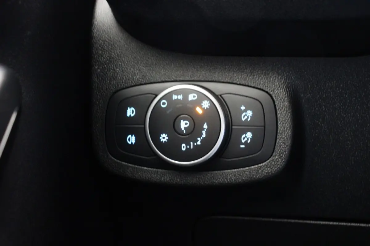 1.1 Edition - Carplay, Navi, Cruise, Lichtmetalen Velgen