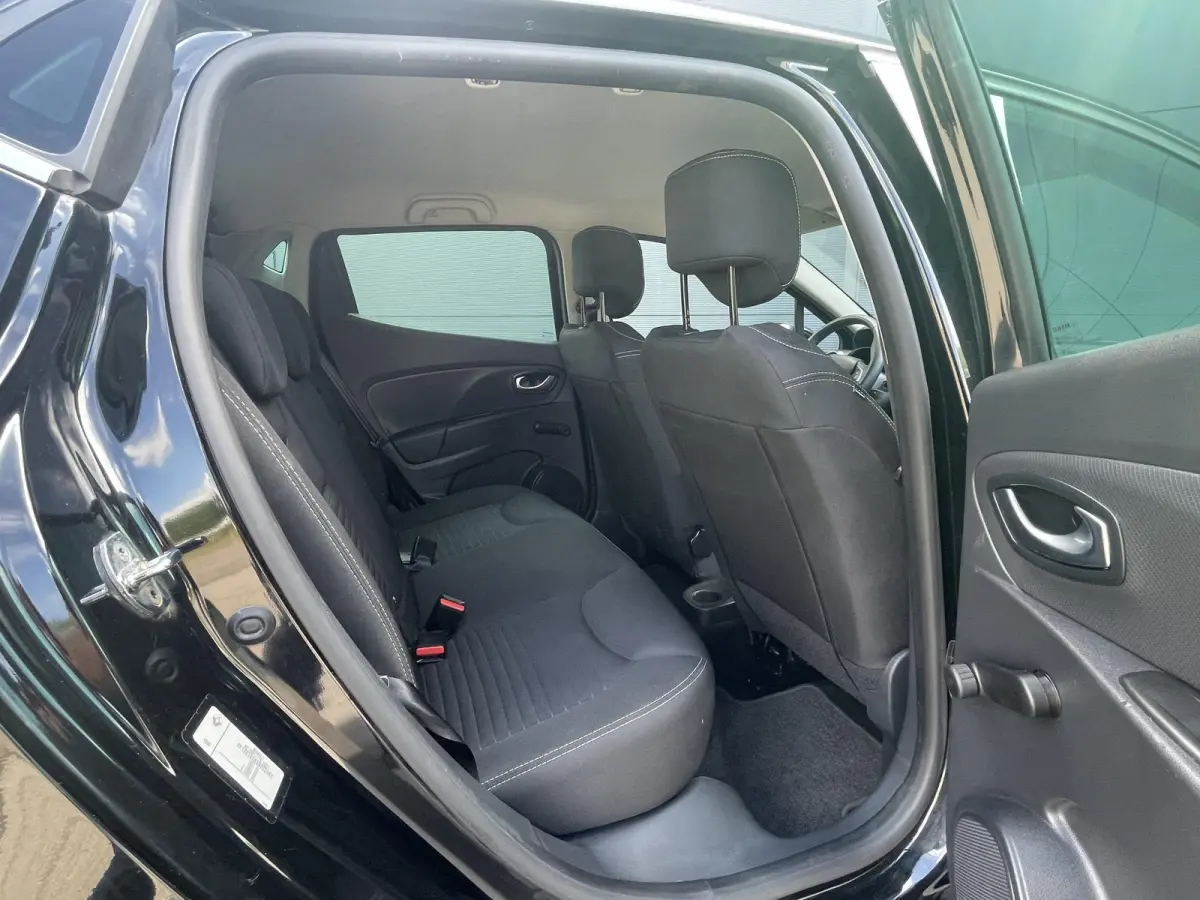 0.9 TCe Limited | Navigatie | Bluetooth | Trekhaak | Cruise control | Parkeersensor achter