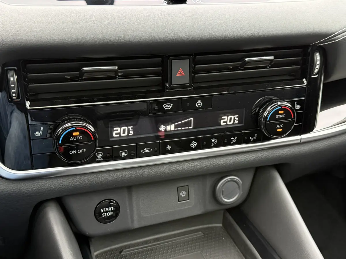 1.5 e-Power N-Connecta | Trekhaak | Pano | ACC | 360* Camera | Keyless
