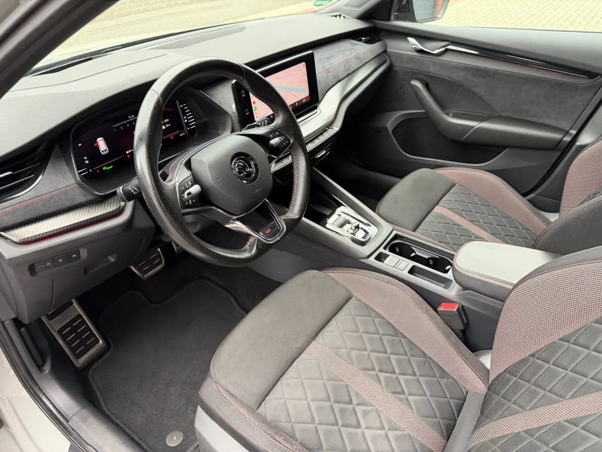1.4 TSI RS iV PHEV ACC HUD Canton Camera