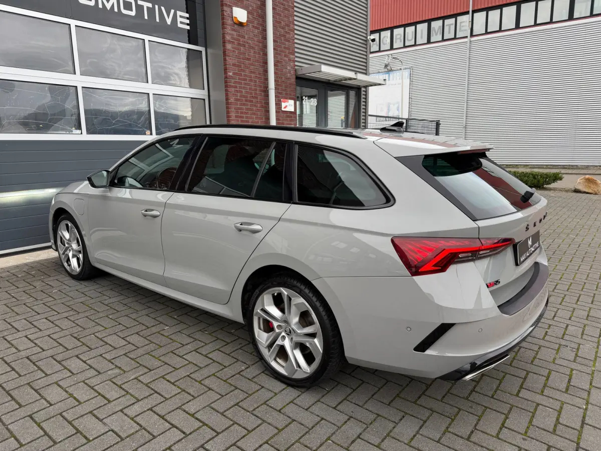 1.4 TSI RS iV PHEV ACC HUD Canton Camera