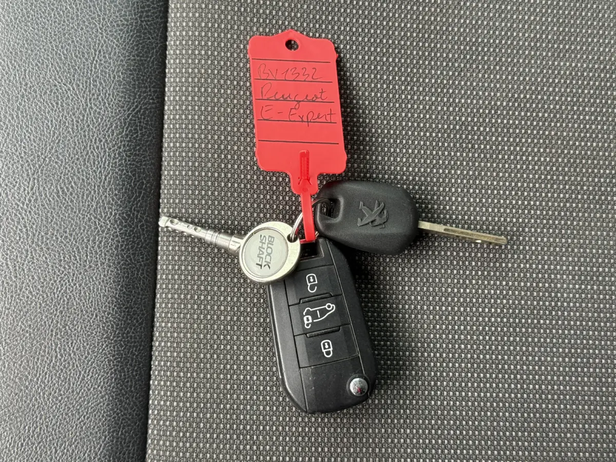50kWh 136PK Elektrisch 230km WLTP L3 Snelladen Climate Control Cruise Control Achteruitrijcamera Laadkabel