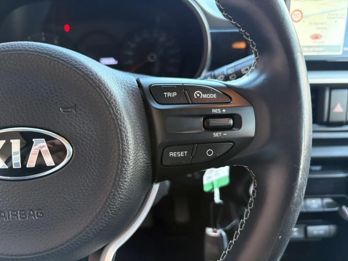 1.0 CVVT First Edition | Navigatie | Cruise control | Camera | Apple Carplay / Android Auto | Elektrische ramen voor en achter | Lichtmetalen Velgen |
