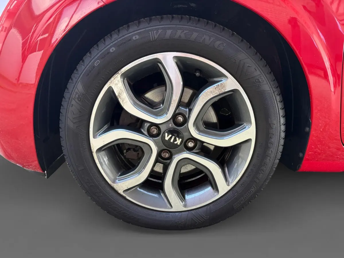 1.0 CVVT First Edition | Navigatie | Cruise control | Camera | Apple Carplay / Android Auto | Elektrische ramen voor en achter | Lichtmetalen Velgen |