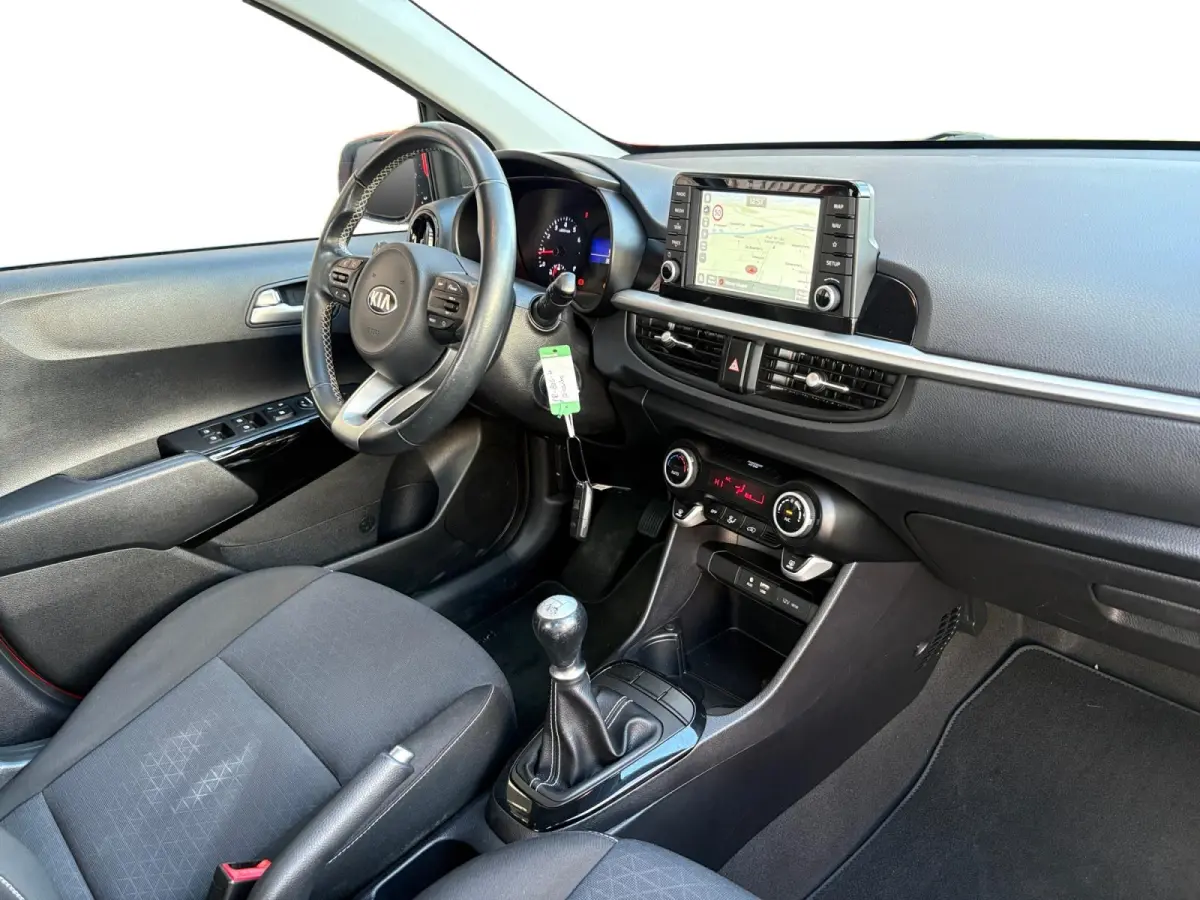 1.0 CVVT First Edition | Navigatie | Cruise control | Camera | Apple Carplay / Android Auto | Elektrische ramen voor en achter | Lichtmetalen Velgen |