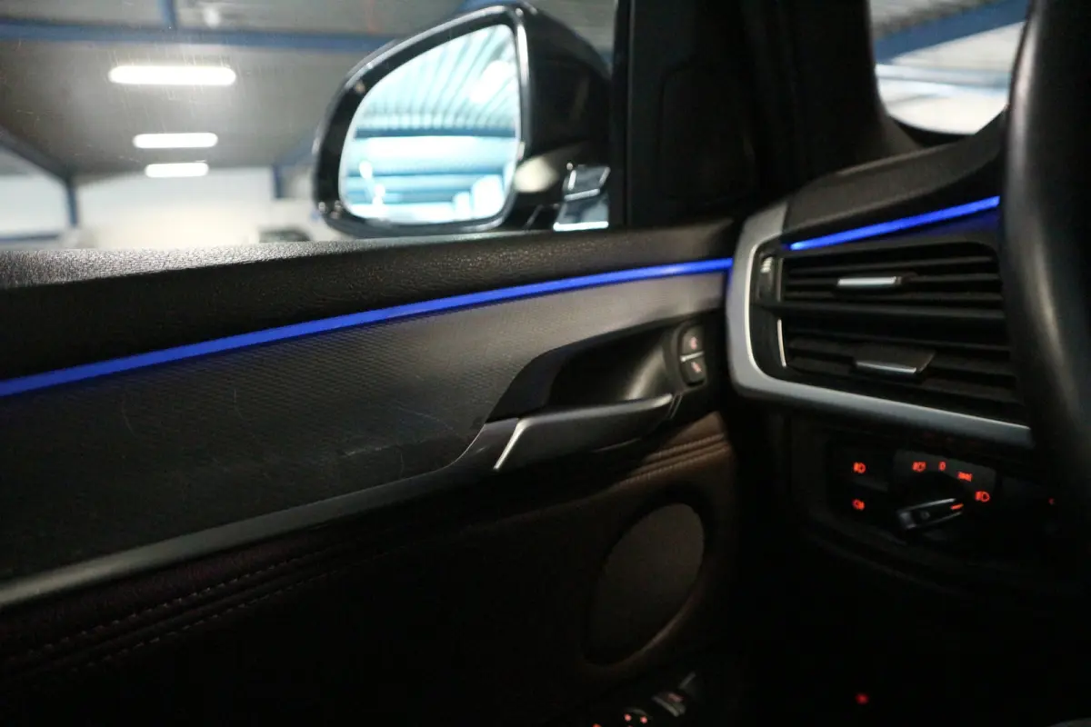 XDrive40e High Executive 12 MAANDEN GARANTIE/ TREKHAAK/ CARPLAY