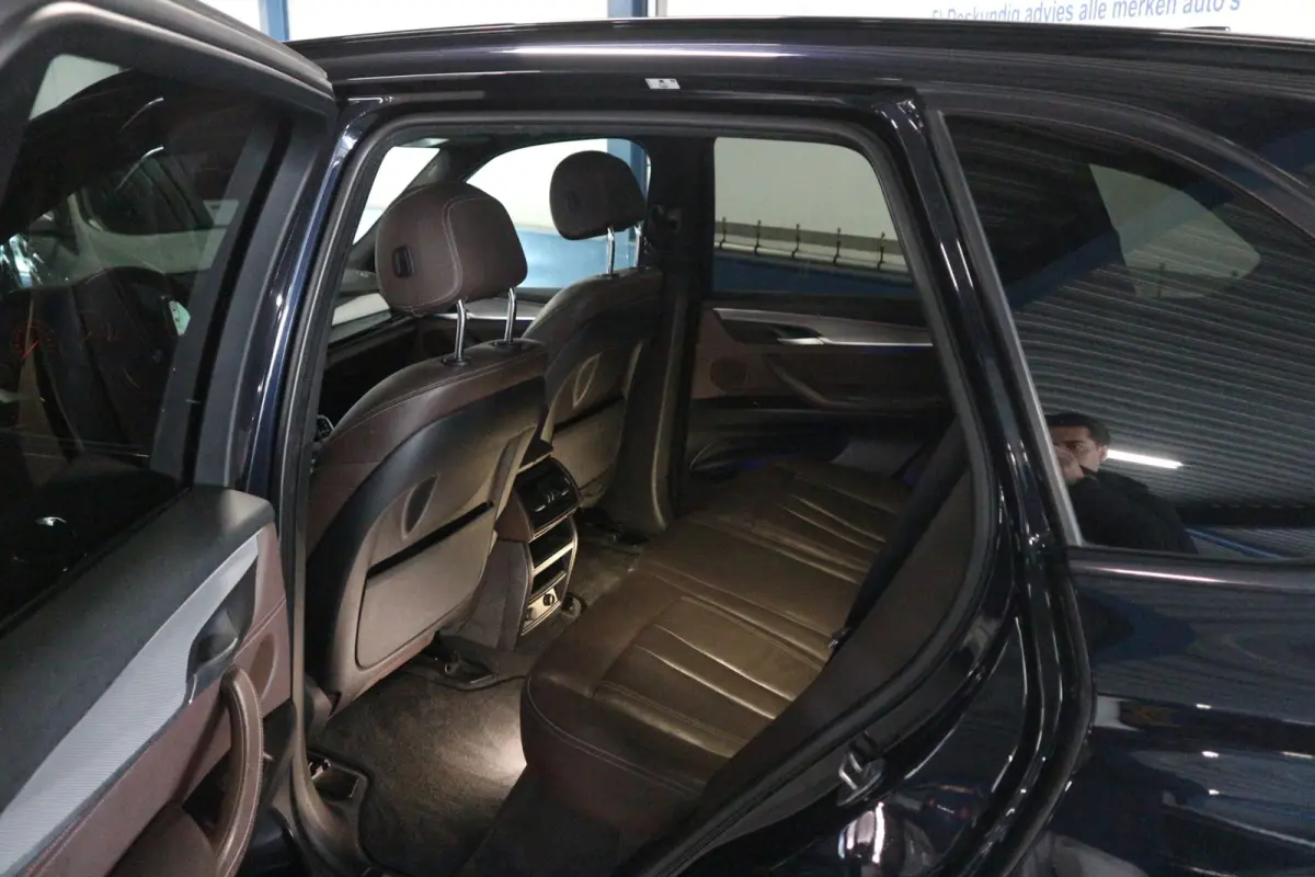 XDrive40e High Executive 12 MAANDEN GARANTIE/ TREKHAAK/ CARPLAY