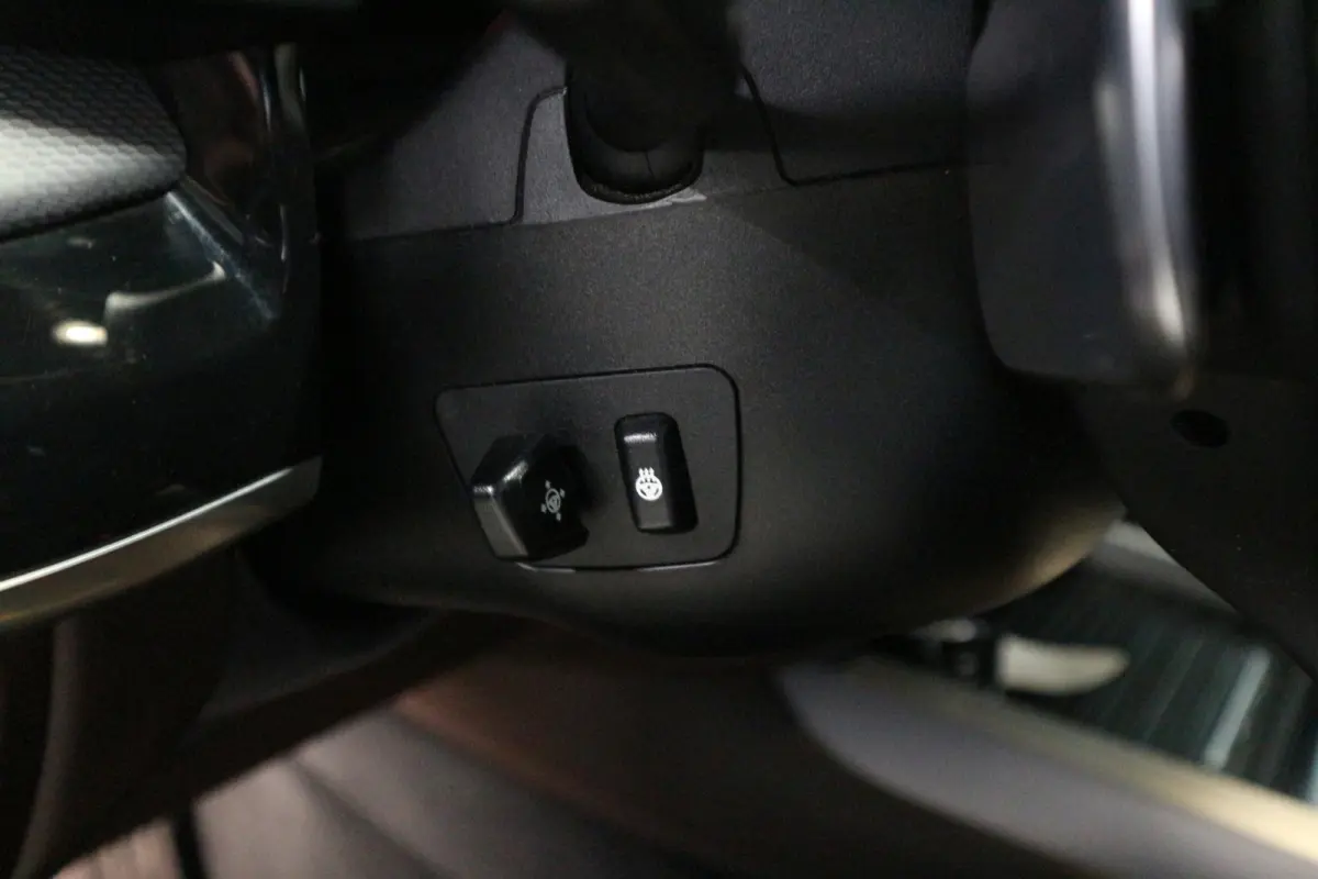 XDrive40e High Executive 12 MAANDEN GARANTIE/ TREKHAAK/ CARPLAY
