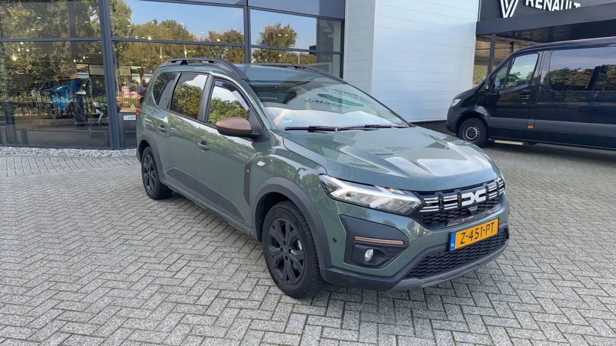 Hybrid 140 Extreme 7-zits | trekhaak | stoelverw. | navigatie | achteruitrijcamera|