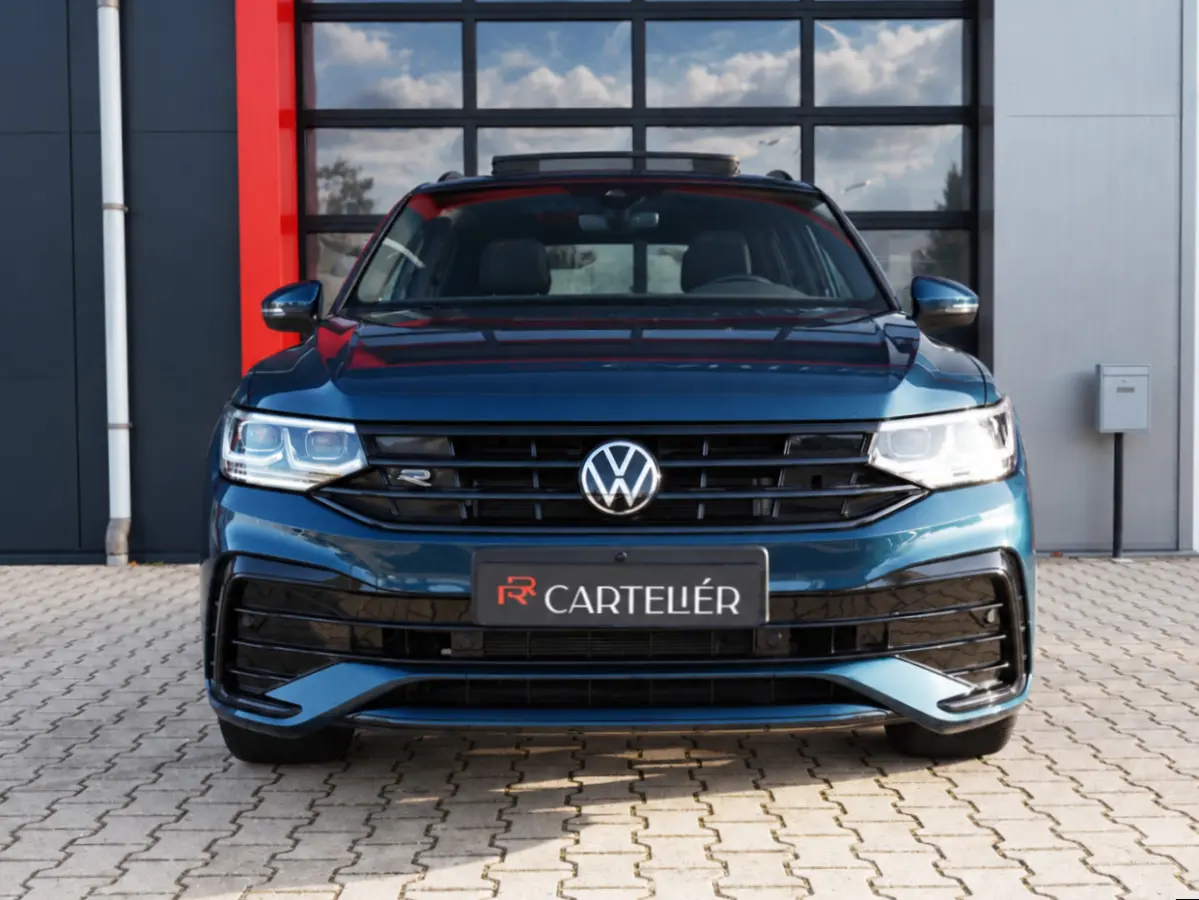 1.4 TSI eHybrid R-Line 245PK | Leder | 360 | Pano | Keyless | Memory | Stoel & Stuurwielverwarming | Trekhaak | Adaptive | Digital Dash | Lane Assist | Matrix IQ Led | Carplay | Navi | Ambie