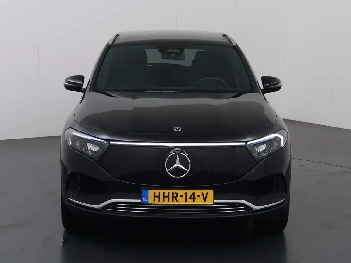 250+ Business Line LIMITED 71 kWh | Achteruitrijcamera | Stoelverwarming | Apple Carplay | Keyless |