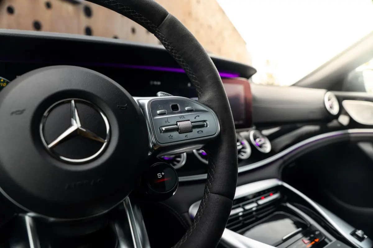 AMG 63 S 4MATIC+ | Aero-Pack | Keramisch | Rear-Entertainment | Night | Panorama | Memory | Soft-Close |
