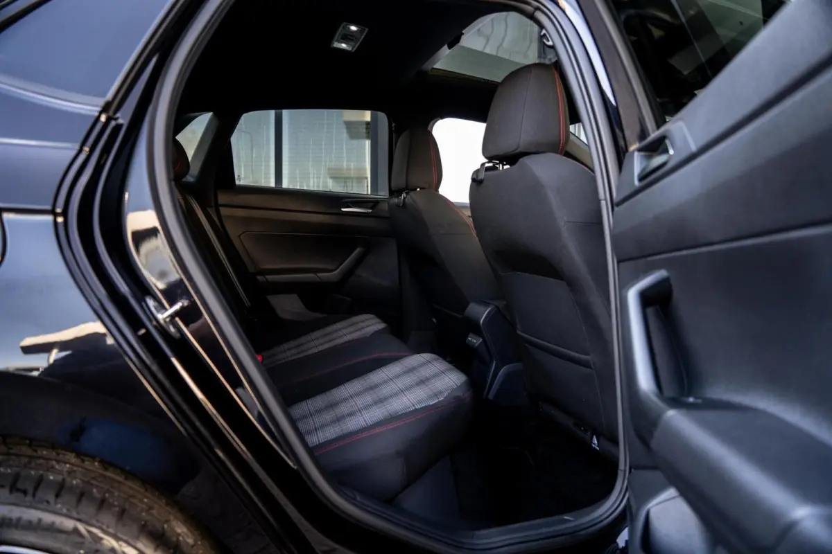 2.0 TSI GTI 207PK PANO / CAMERA / KEYLESS / BEATS / ACC / 18 INCH