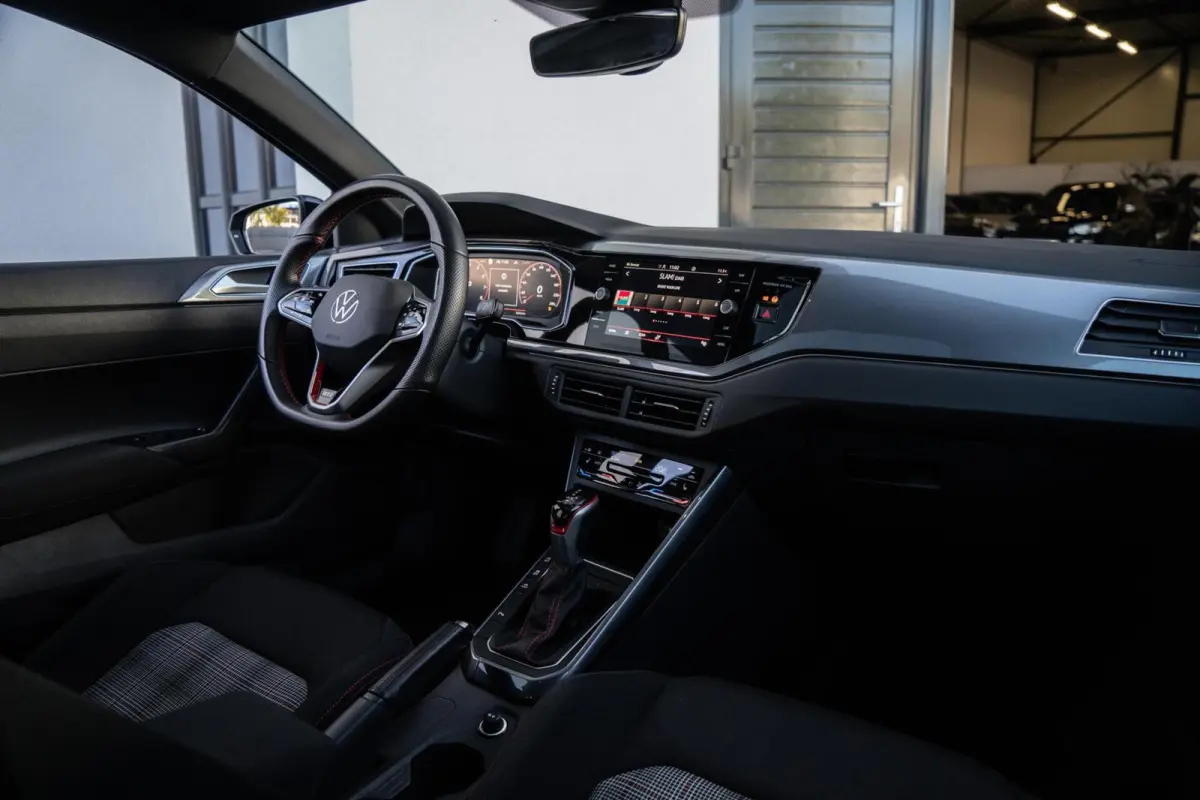 2.0 TSI GTI 207PK PANO / CAMERA / KEYLESS / BEATS / ACC / 18 INCH