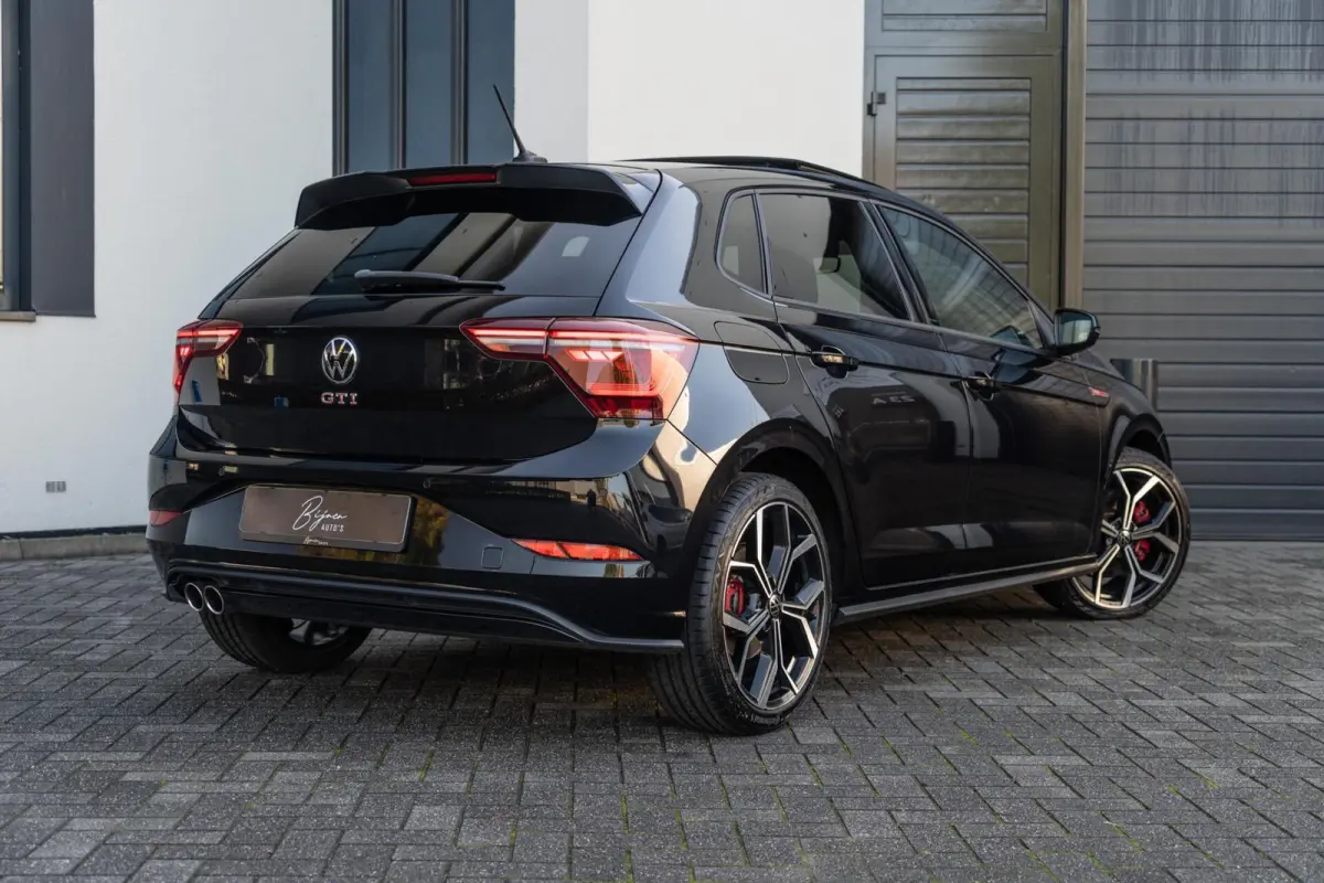 2.0 TSI GTI 207PK PANO / CAMERA / KEYLESS / BEATS / ACC / 18 INCH