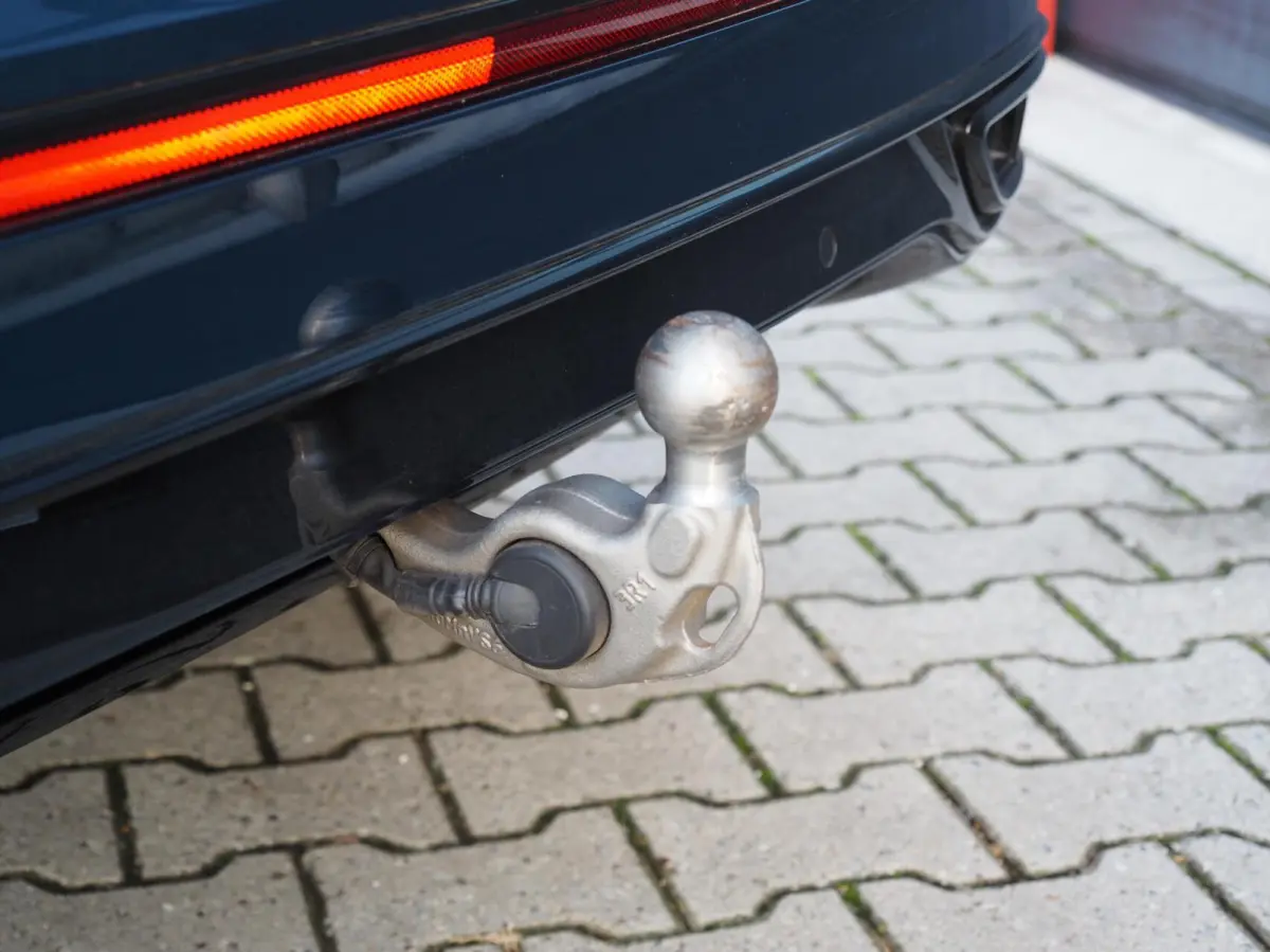 1.4 TSI eHybrid R-Line 245PK | Leder | 360 | Pano | Keyless | Memory | Stoel & Stuurwielverwarming | Trekhaak | Adaptive | Digital Dash | Lane Assist | Matrix IQ Led | Carplay | Navi | Ambie