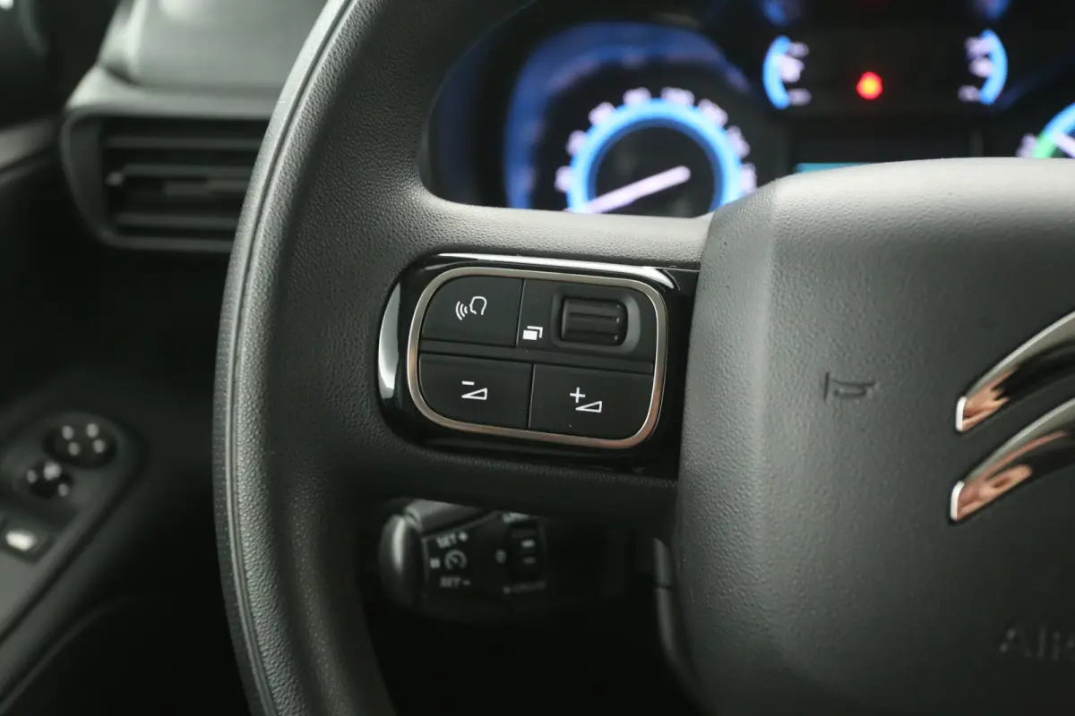 136PK 50 kWh | Snelladen | SOH 90% | 3 Zits | Clima | Camera | Carplay | Trekhaak | Parkeersens.