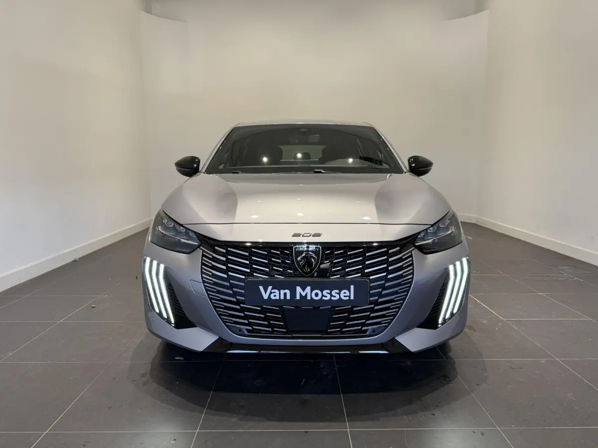 GT Stoelmassage l Stoelverwarming | Massage l Apple carplay & Android auto l Bel voor actuele KM-stand l SOH 96%