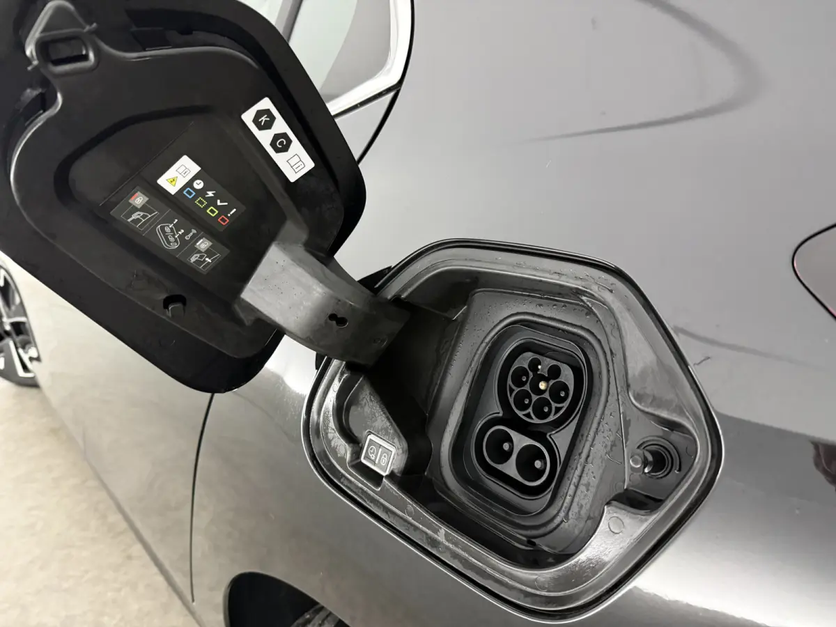 Elegance 50 kWh | Snelladen | SOH 91% | Clima | Cruise | Carplay | Virtual | LED | Parkeersens. | NAP