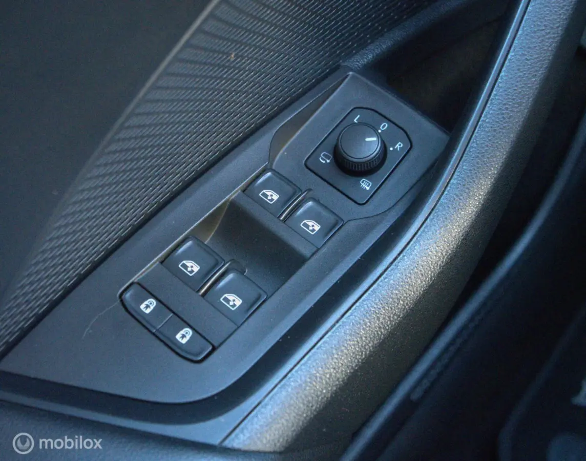 1.0 TSI Business Edition |LED|Orig.NL|Carplay|Navi.|Cruise
