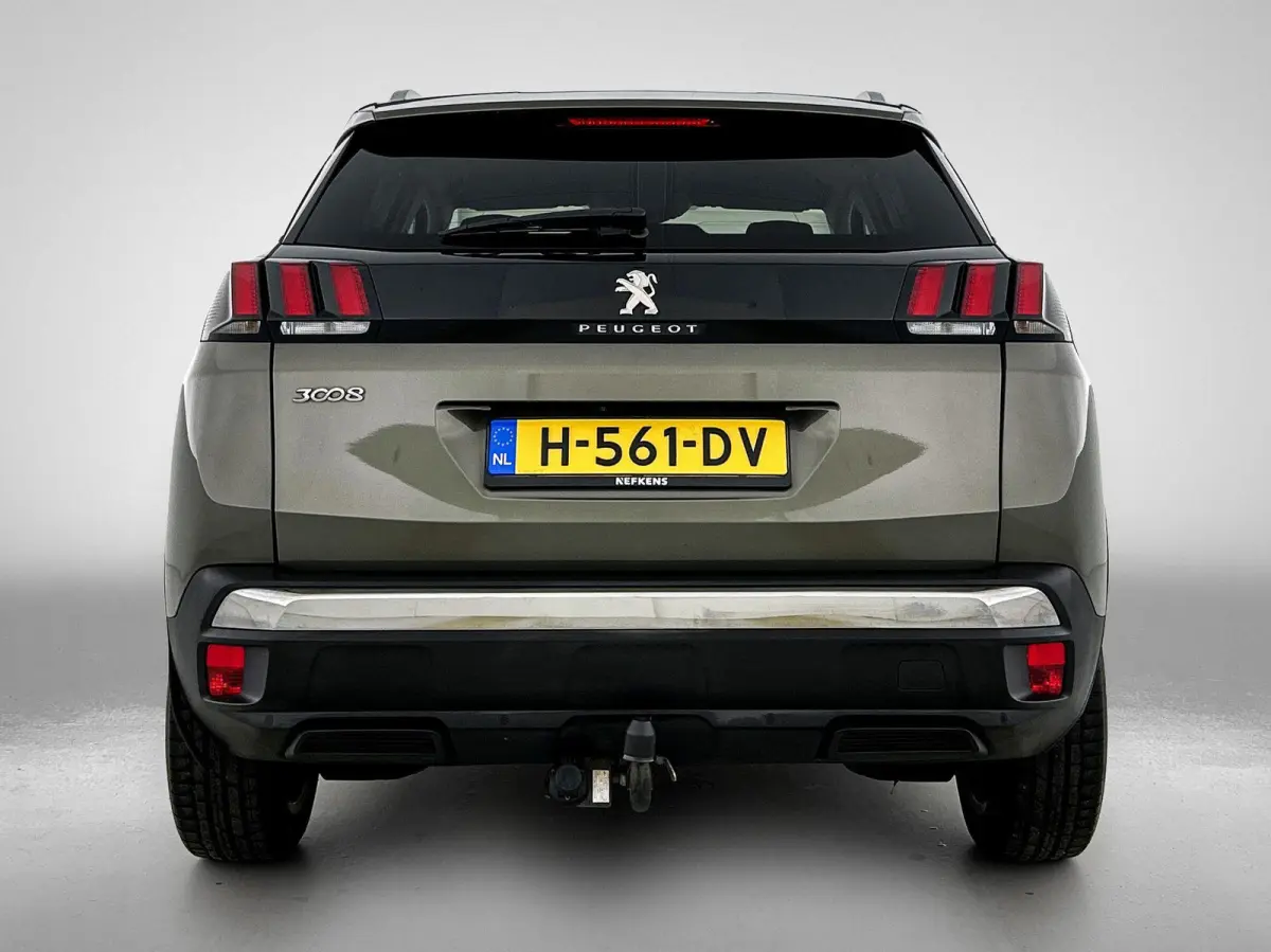 1.2 130pk Allure | Trekhaak | Elektrische Achterklep | Navigatie | Climate Control | Cruise Control | Achteruitrijcamera | 19"LMV | Apple Carplay/Android Auto |
