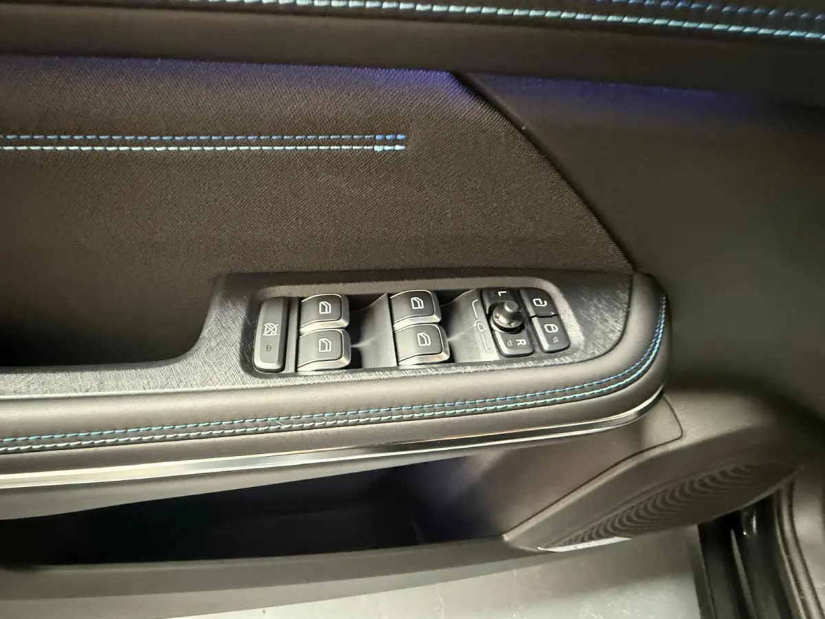 1.5 PHEV 261 PK Zwarte Hemel, Pano, Navi, Camera