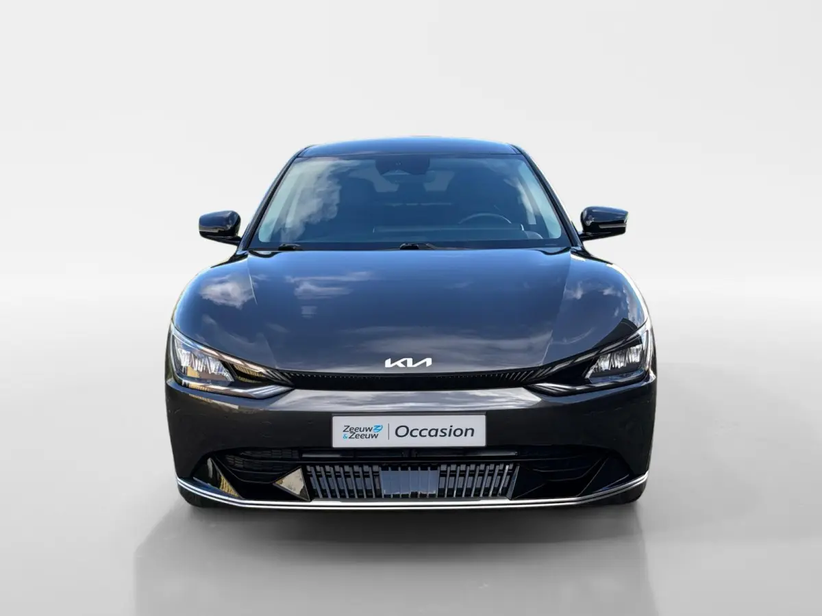 Plus AWD 77.4 kWh | 100% SOH | Camera | Adaptieve Cruise Control | Elektrische achterklep | Stoelverwarming + ventilatie | Apple Carplay/Android Auto | Lichtmetalen Velgen |
