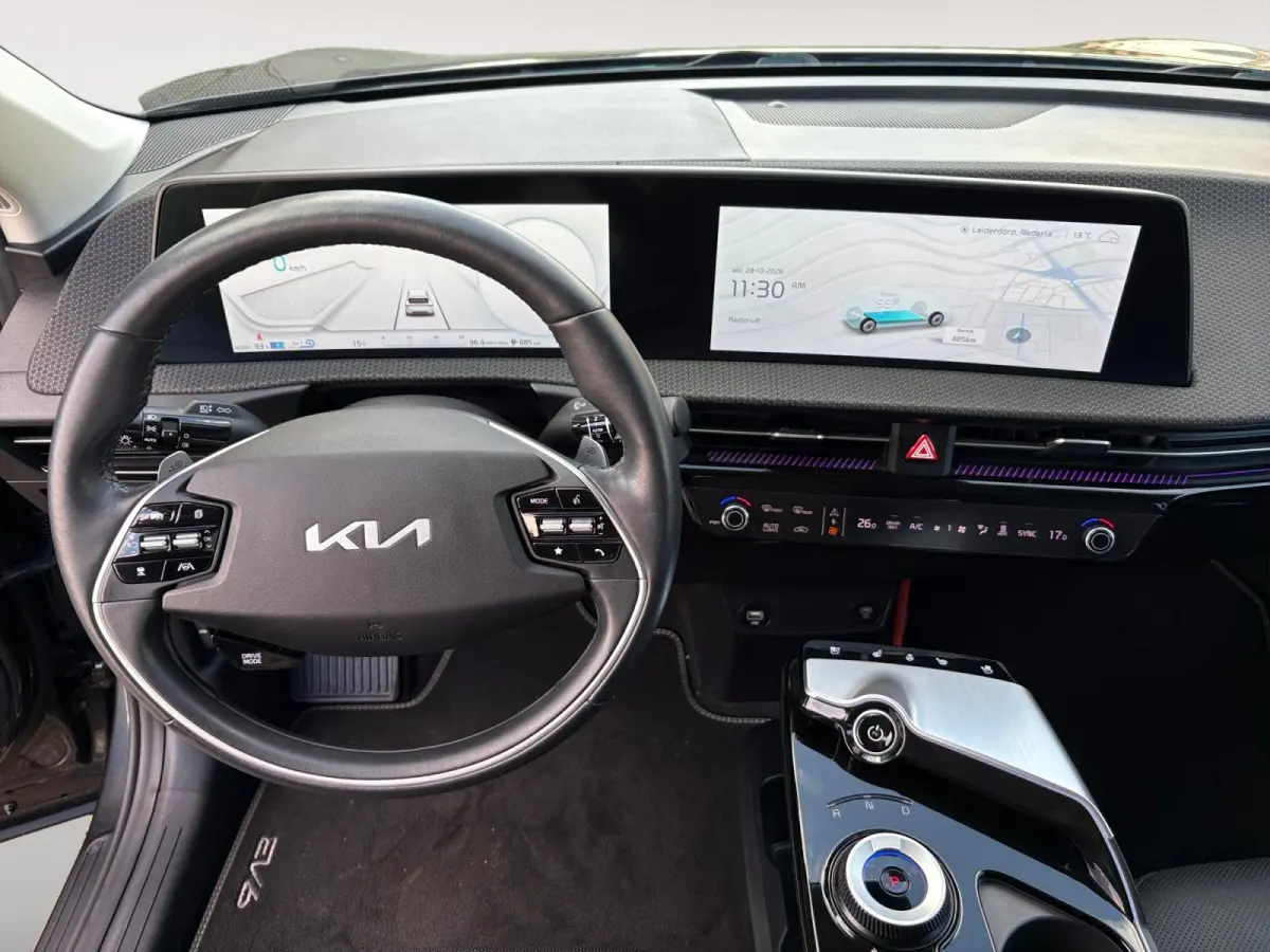 Plus AWD 77.4 kWh | 100% SOH | Camera | Adaptieve Cruise Control | Elektrische achterklep | Stoelverwarming + ventilatie | Apple Carplay/Android Auto | Lichtmetalen Velgen |