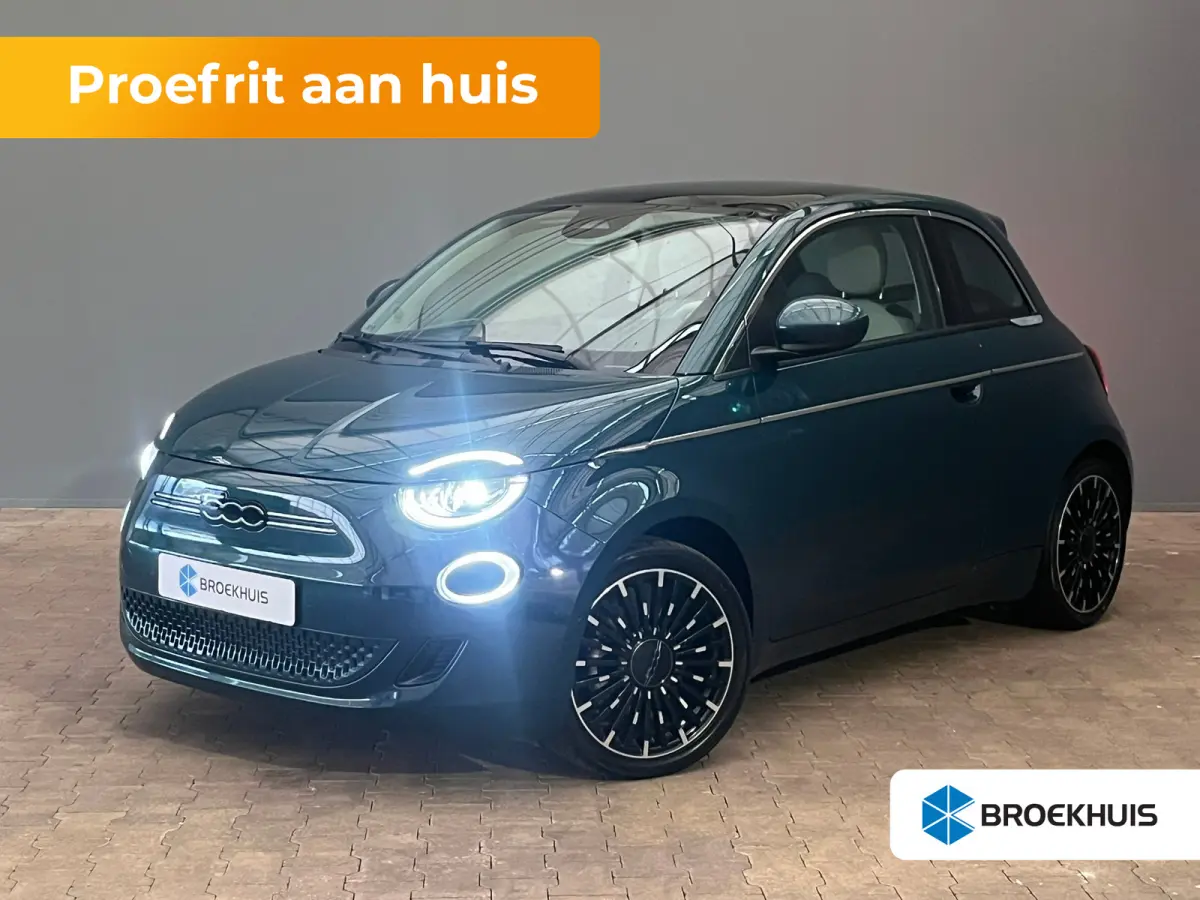 La Prima 42 kWh 3+1 Panorama Dak | Adaptieve Cruise | Parkeersensoren Voor + Achter | Camera | 17" Lichtmetaal | Achteruitrijcamera | Airco (automatisch) | Apple Carplay/Android Auto|telefoo