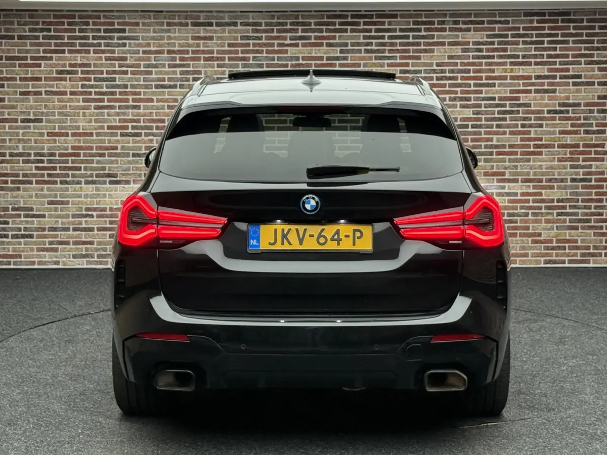xDrive30e High Executive | Pano | Hud | Laser |
