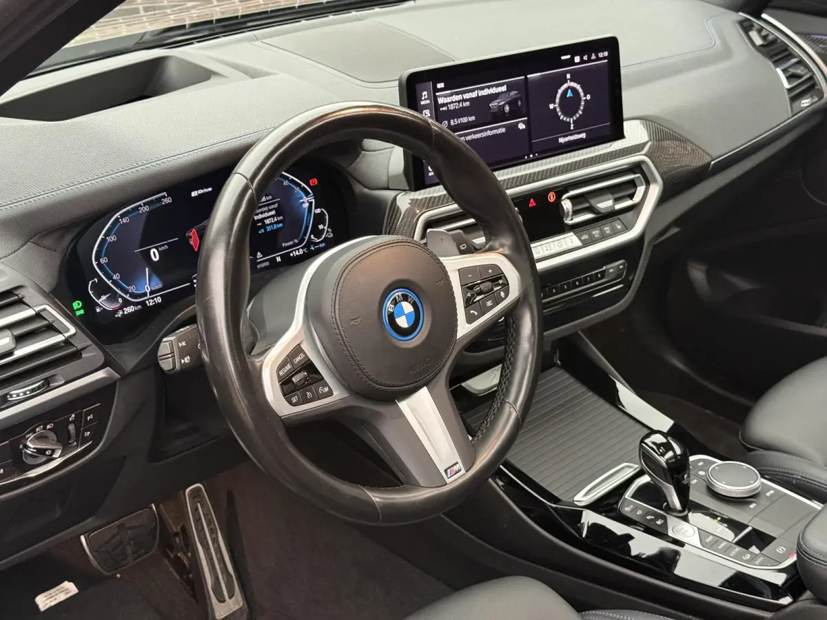xDrive30e High Executive | Pano | Hud | Laser |