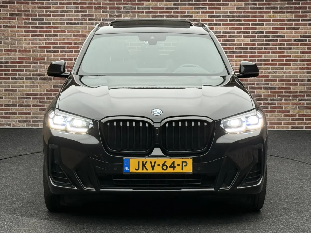 xDrive30e High Executive | Pano | Hud | Laser |