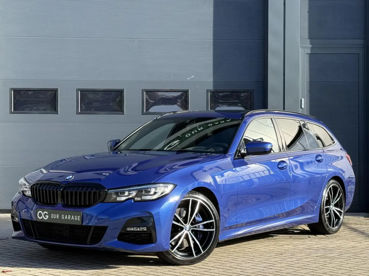 330i M-Sport|PANO|HuD|Hifi|19''|Camera