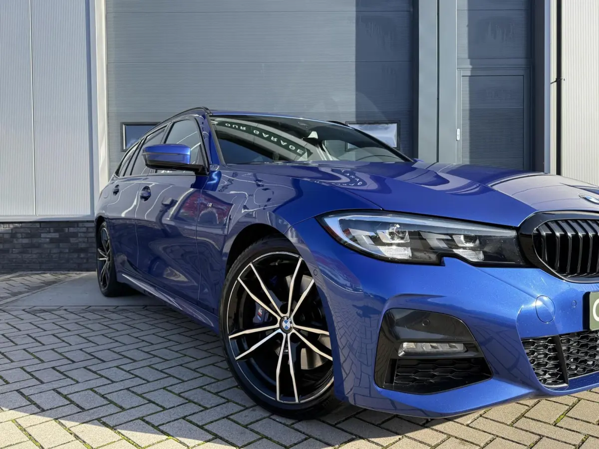 330i M-Sport|PANO|HuD|Hifi|19''|Camera