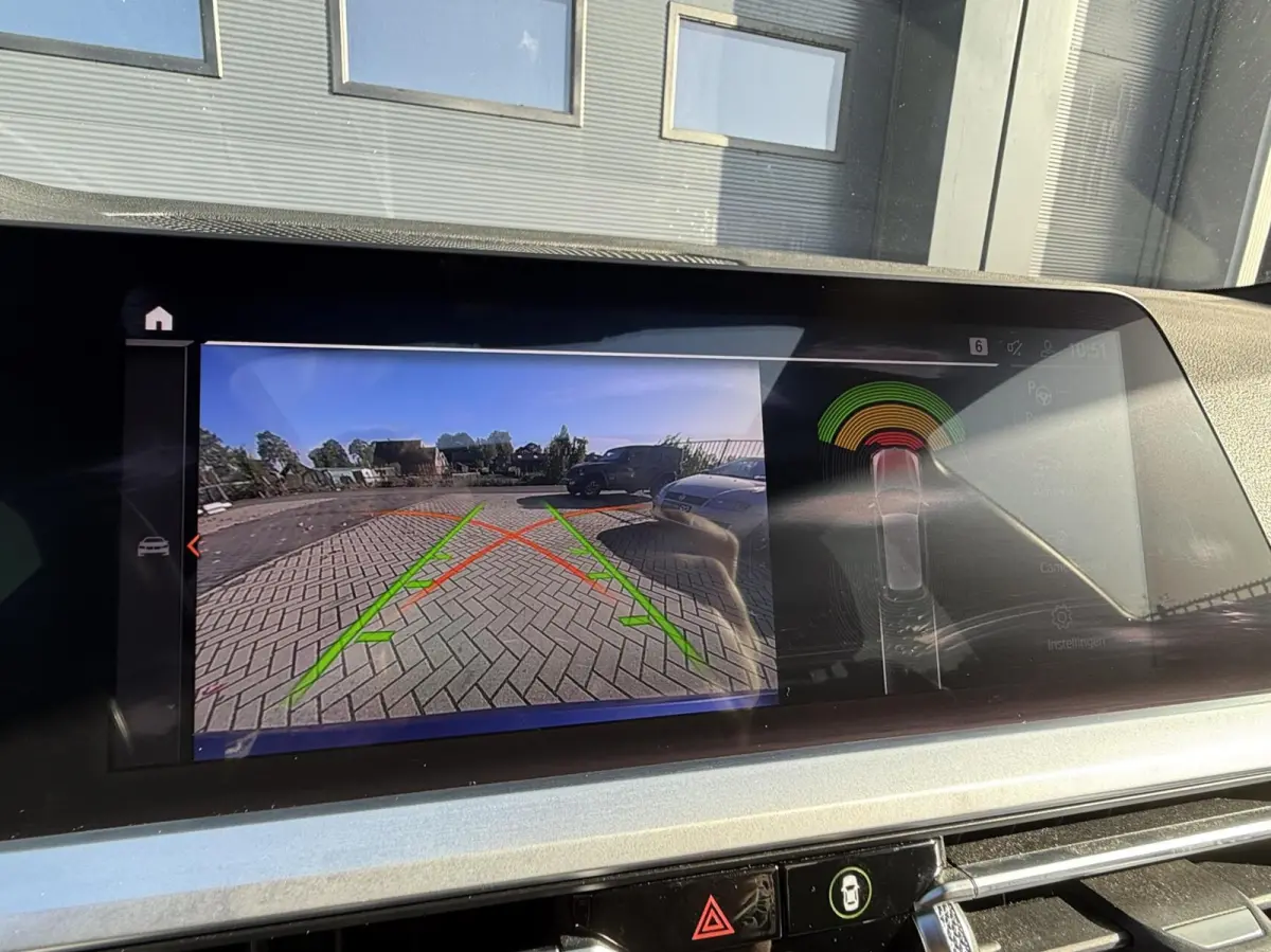 330i M-Sport|PANO|HuD|Hifi|19''|Camera