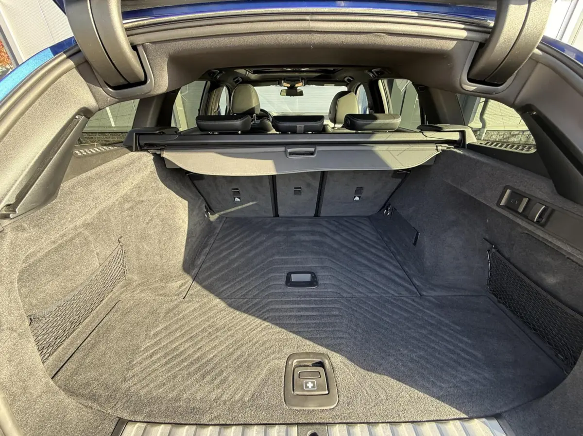 330i M-Sport|PANO|HuD|Hifi|19''|Camera