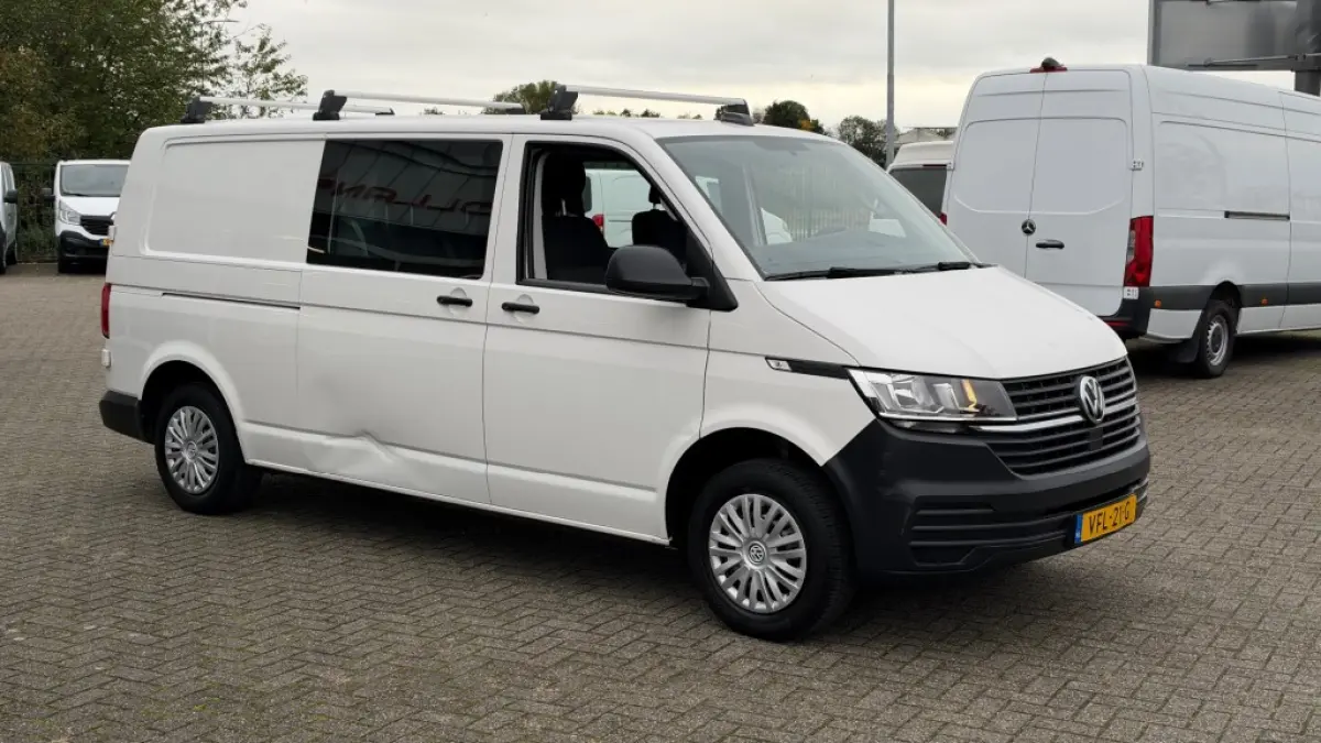 2.0 TDI 81KW 110PK L2H1 DC DUBBELE CABINE EURO 6 AIRCO/ NAVIGATIE/ CRUISE CONTROL/ 100% DEALERONDERHOUDEN