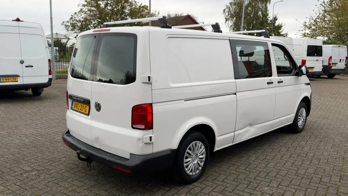2.0 TDI 81KW 110PK L2H1 DC DUBBELE CABINE EURO 6 AIRCO/ NAVIGATIE/ CRUISE CONTROL/ 100% DEALERONDERHOUDEN
