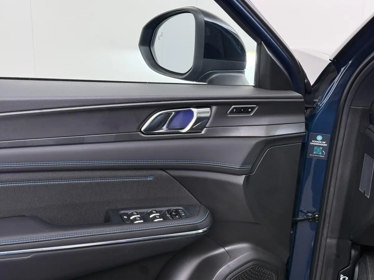 1.5 263pk Plugin Hybrid Automaat | Navigatie | Camera | Elektrisch verstelbare bestuurdersstoel | Panorama dak | Lichtmetalen velgen | Elektrische achterklep | Cruise control