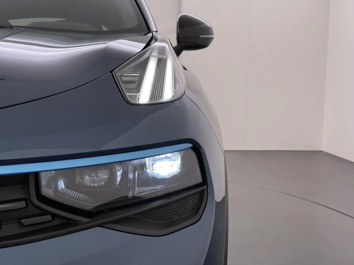 1.5 263pk Plugin Hybrid Automaat | Navigatie | Camera | Elektrisch verstelbare bestuurdersstoel | Panorama dak | Lichtmetalen velgen | Elektrische achterklep | Cruise control