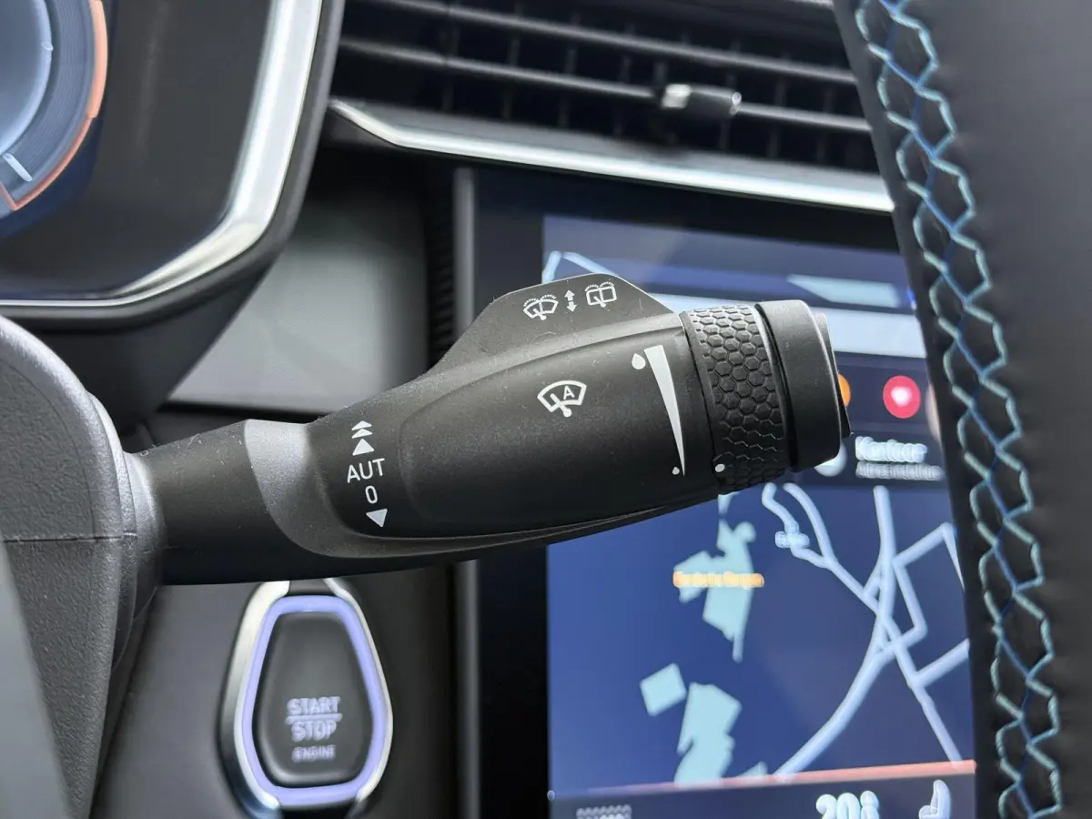 1.5 263pk Plugin Hybrid Automaat | Navigatie | Camera | Elektrisch verstelbare bestuurdersstoel | Panorama dak | Lichtmetalen velgen | Elektrische achterklep | Cruise control