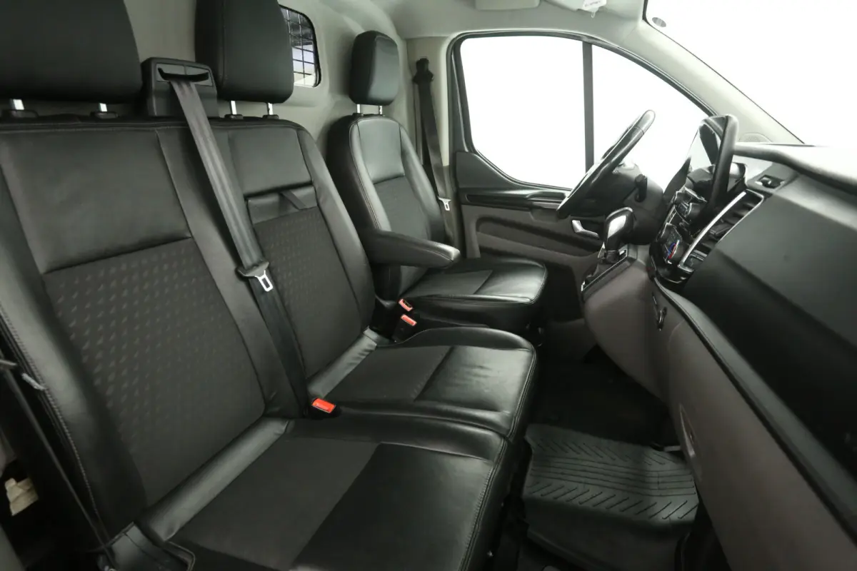 2.0 TDCI L1H1 Sport | Marge | Automaat | Airco | Camera | Cruise | Carplay | 3 Zits | Trekhaak