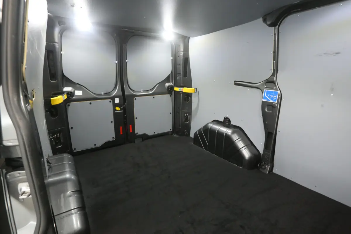 2.0 TDCI L1H1 Sport | Marge | Automaat | Airco | Camera | Cruise | Carplay | 3 Zits | Trekhaak