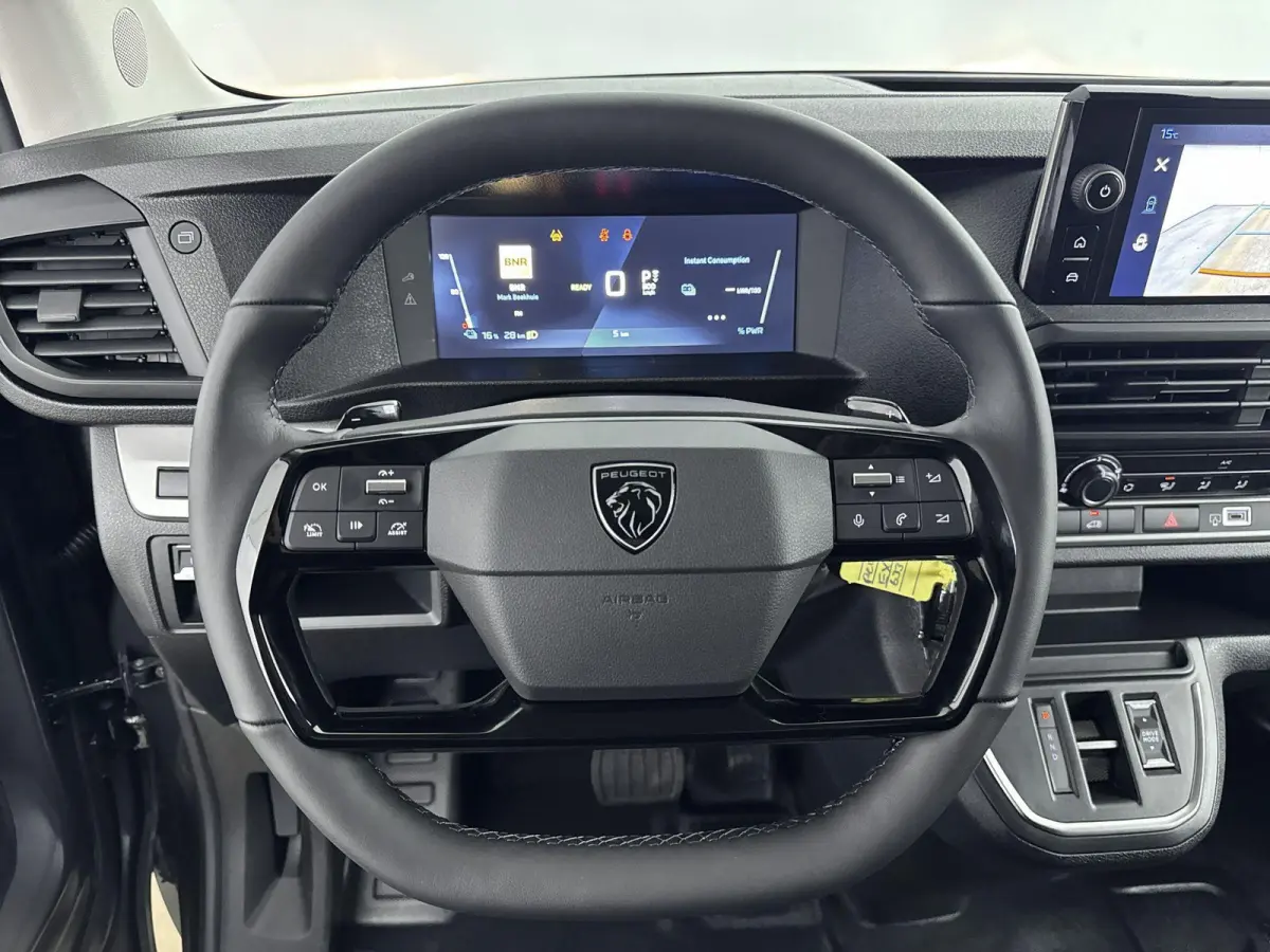 Gesloten bestel XL Elektrisch 100kW - 75kWh | Houten afwerking laadruimte | Verwarmde voorstoelen | Camera | Parkeersensoren | Dodehoeksensoren | Apple Carplay/Android Auto | Elektrisch inkl
