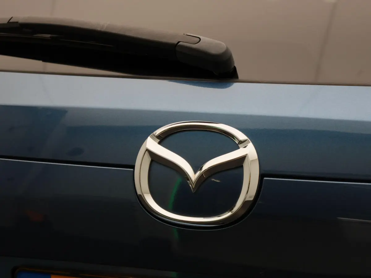 2.0 SkyActiv-G 165 TS+ | Parkeersensoren | Trekhaak | Stoelverwarming | Stuurverwarming | Climate Control |