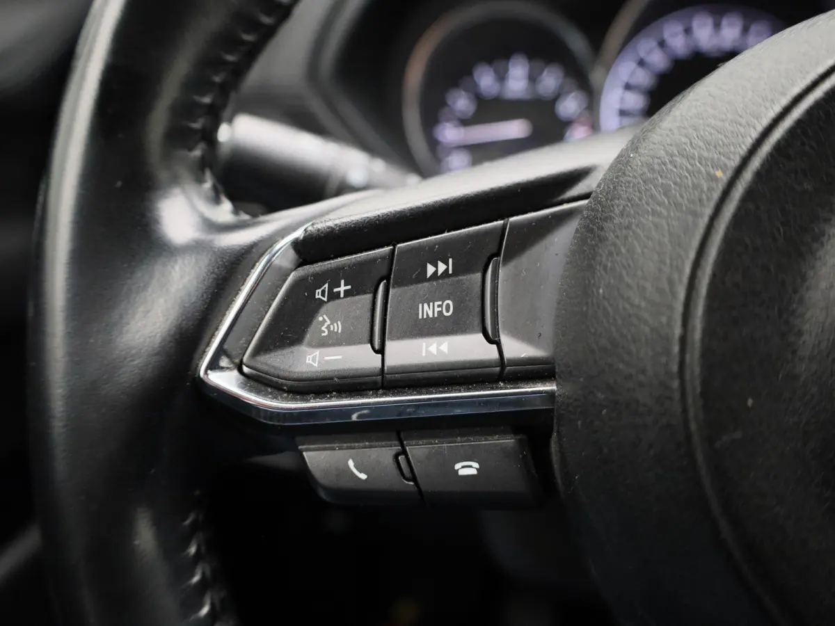 2.0 SkyActiv-G 165 TS+ | Parkeersensoren | Trekhaak | Stoelverwarming | Stuurverwarming | Climate Control |